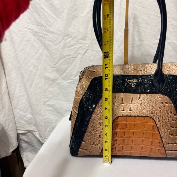 Women's Croc-Embossed Shoulder Bag - Black, Tan, Brown - Picture 11 of 15